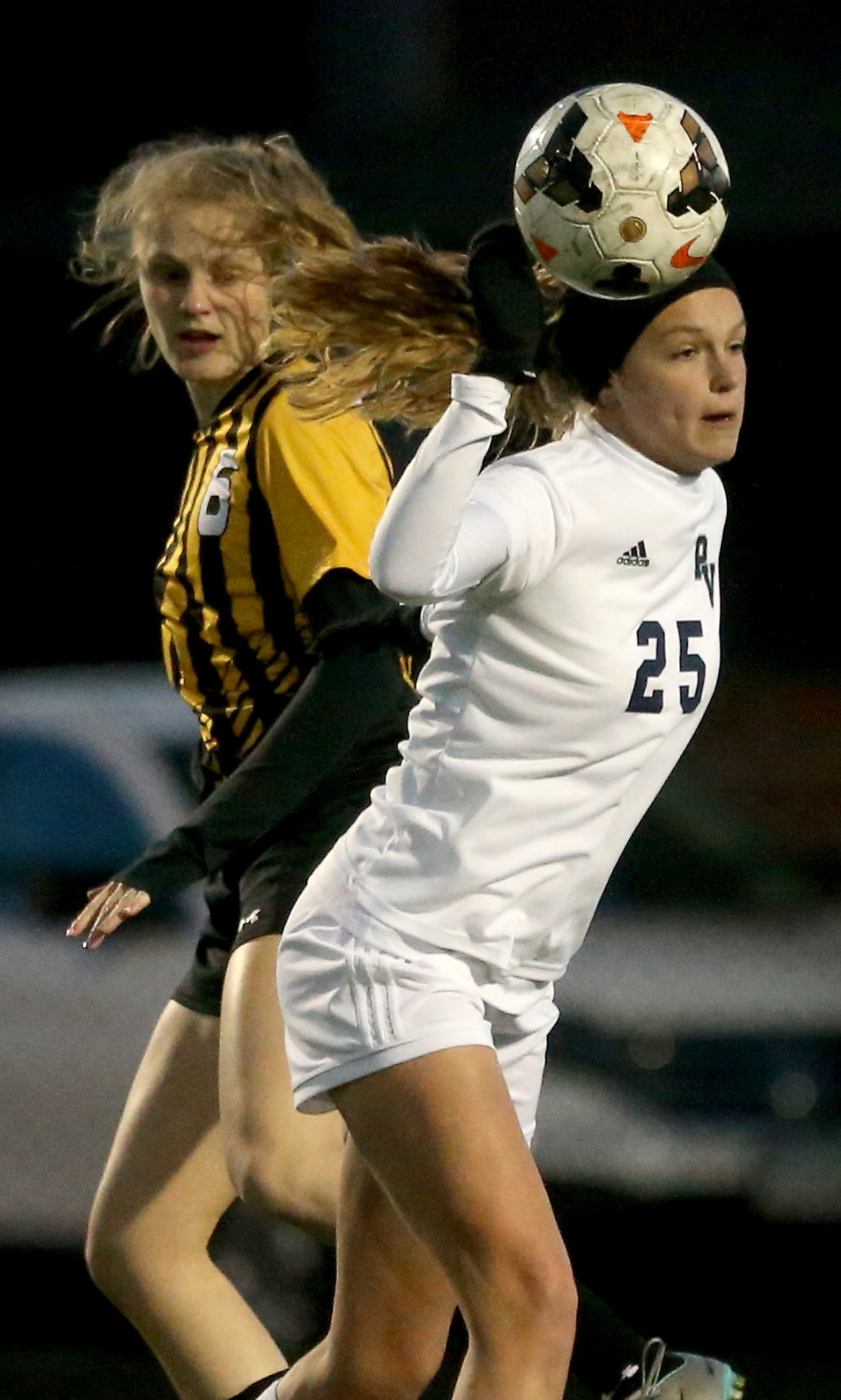 041219-qct-spt-pv-bett-soccer-005